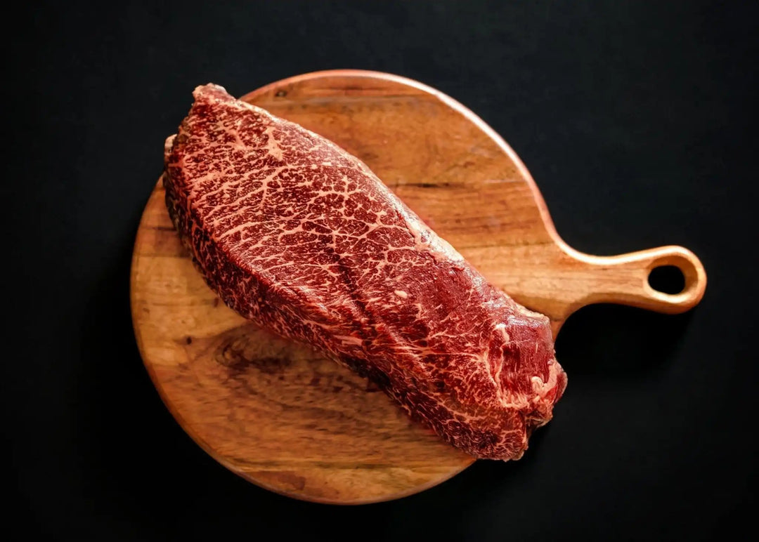 100% All-Natural Grass-Fed Pasture-Raised Wagyu London Broil
Introducing Hufeisen Ranch's 100% All-Natura lGrass-Fed Pasture-Raised Wagyu London Broil, the ultimate in premium beef cuts. Sourced from the upper thigh p100%The Hufeisen-Ranch (WYO Wagyu)