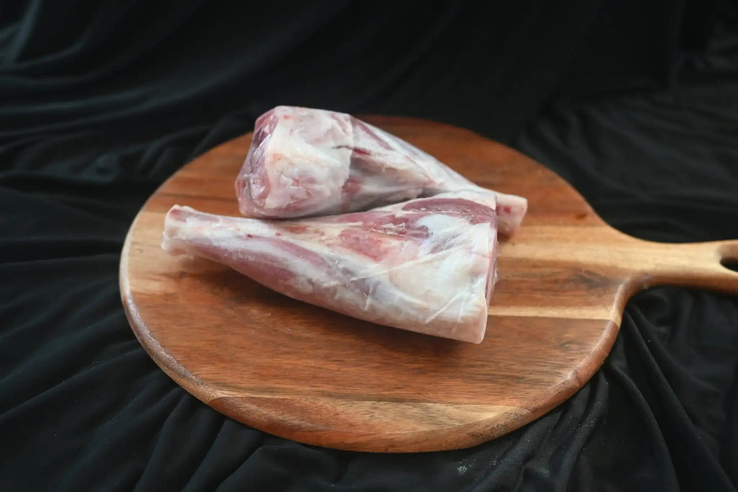 Grass-fed Icelandic Lamb Shanks (2 Shanks) - The Hufeisen-Ranch (WYO Wagyu)