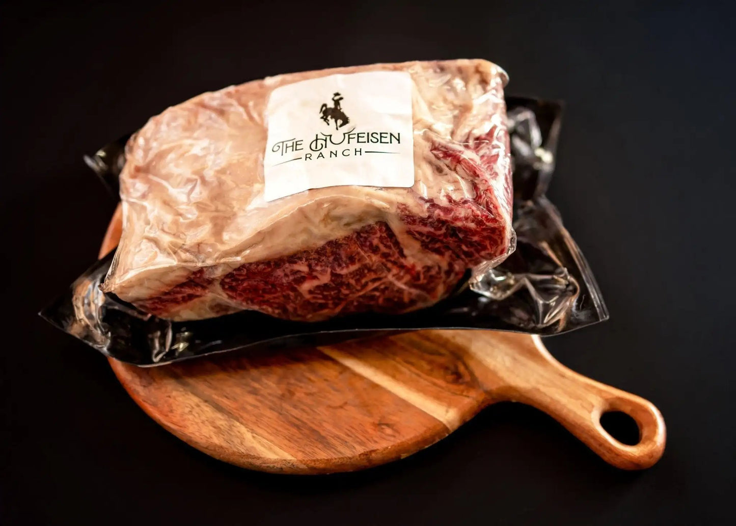 100% All-Natural Grass-Fed Pasture-Raised Wagyu Boneless Rib Roast



















Introducing the epitome of indulgence – our Grass-Fed Pasture-Raised Wagyu Rib Roast. Unparalleled in marbling and succulence, this premium cut i100%The Hufeisen-Ranch (WYO Wagyu)
