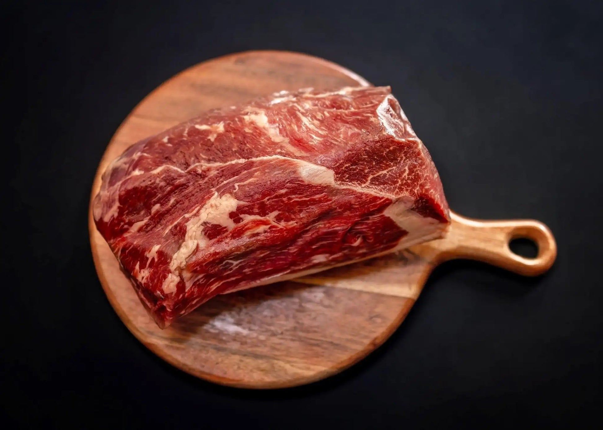 100% All-Natural Grass-Fed Pasture-Raised Wagyu Bottom Round Roast



















Elevate your culinary journey with our Grass-Fed Pasture-Raised Wagyu Bottom Round Roast. Bursting with rich marbling and exceptional tenderness,100%The Hufeisen-Ranch (WYO Wagyu)