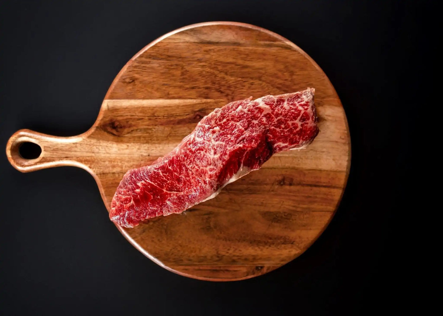 100% All-Natural Grass-Fed Pasture-Raised Wagyu Denver SteakIntroducing our Grass-Fed Pasture-Raised Wagyu Denver Steak, a true masterpiece of taste and tenderness that showcases the unparalleled quality of our grass-fed Wagy100%The Hufeisen-Ranch (WYO Wagyu)