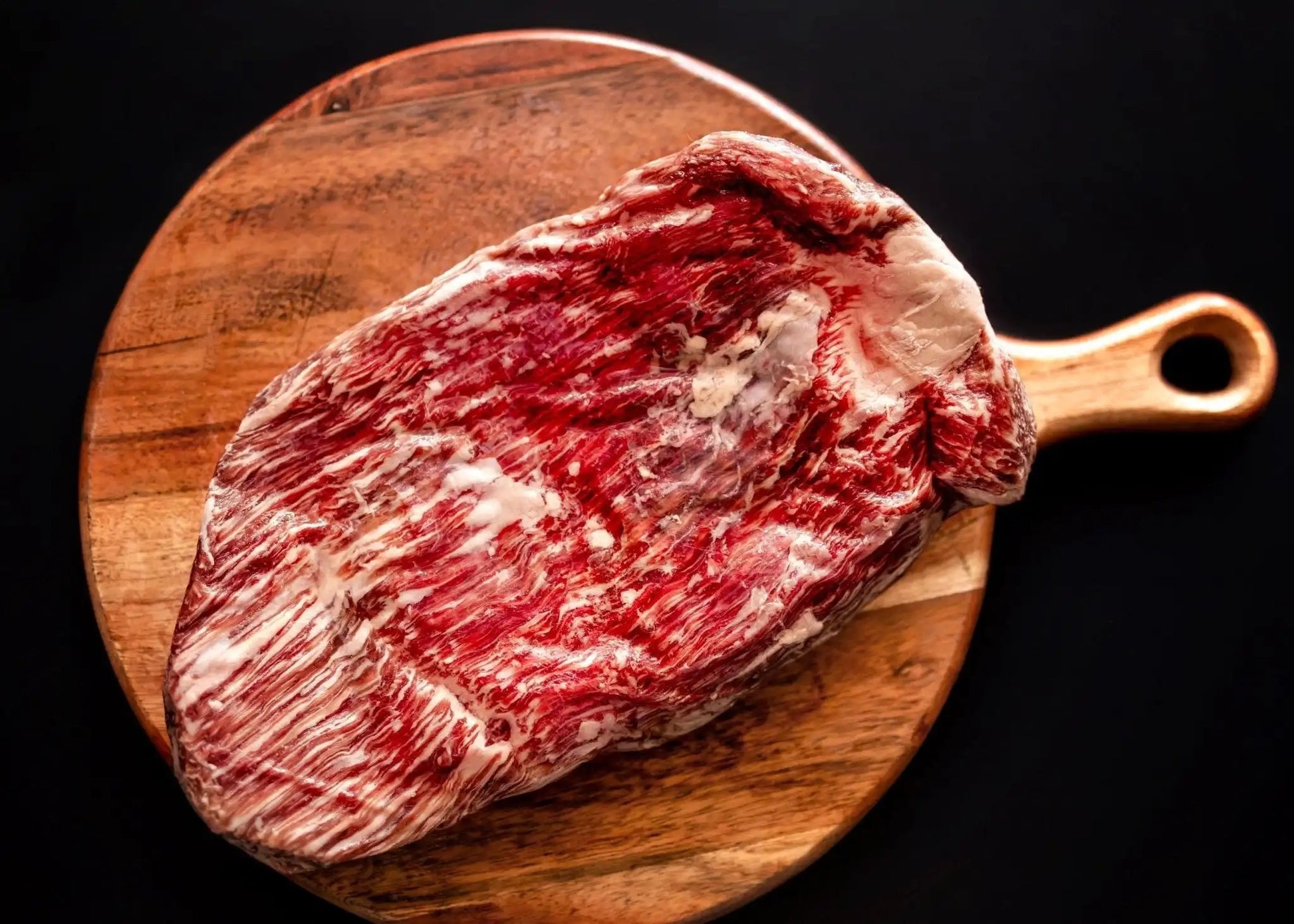 100% All-Natural Grass-Fed Pasture-Raised Wagyu Flank SteakElevate your favorite dishes with Hufeisen Ranch's 100% All-Natural Grass-Fed Pasture-Raised Wagyu Flank Steak. Perfect for fajitas, tacos, steak sandwiches, or even100%The Hufeisen-Ranch (WYO Wagyu)