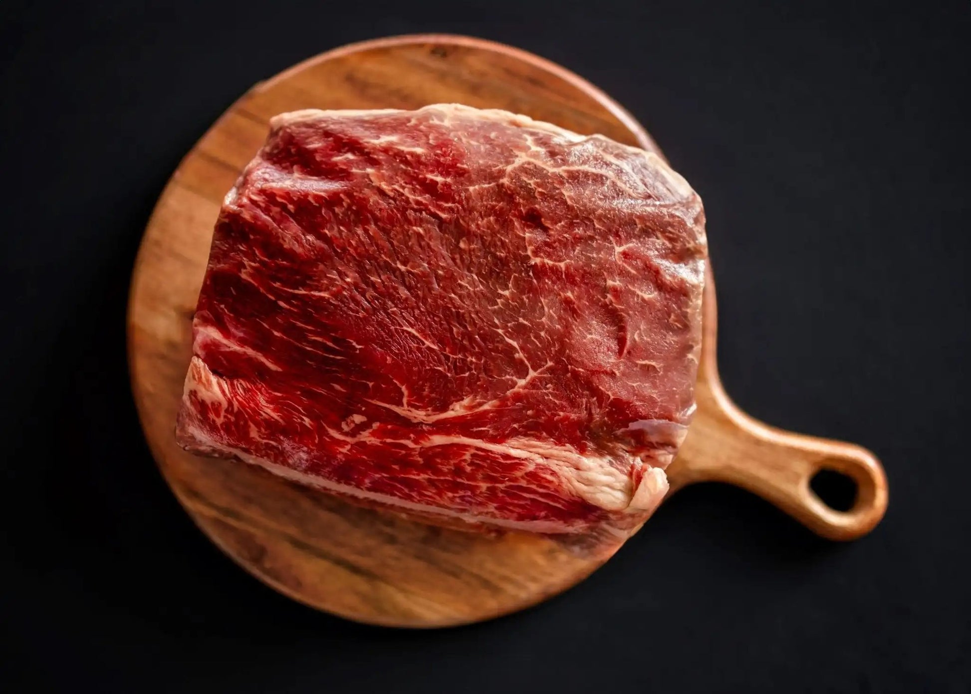 100% All-Natural Grass-Fed Pasture-Raised Wagyu Sirloin Tip RoastElevate your culinary experience with our Grass-Fed Pasture-Raised Wagyu Sirloin Tip Roast. Crafted with precision and care, this roast showcases the exquisite marbl100%The Hufeisen-Ranch (WYO Wagyu)