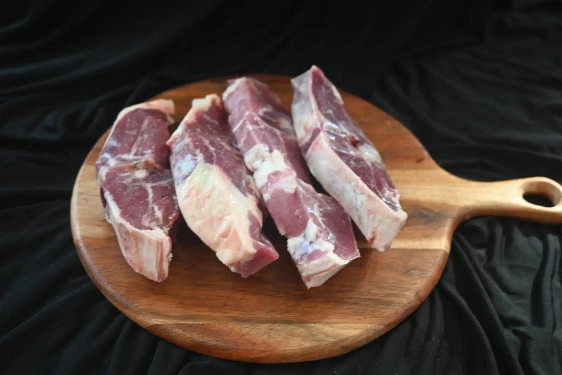 Grass-fed Icelandic Lamb Loin Steaks (4 Count) - The Hufeisen-Ranch (WYO Wagyu)