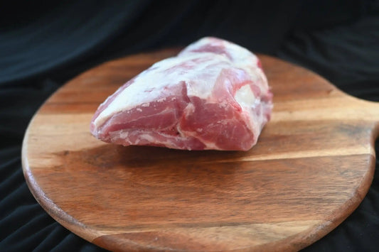 Grass-fed Icelandic Lamb Shoulder Roast (Bone-in) - The Hufeisen-Ranch (WYO Wagyu)